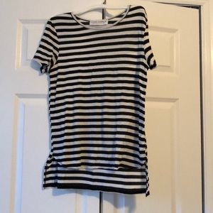 Striped black & white short sleeve T-shirt ribbed